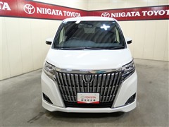 トヨタ　エスクァイア Gi