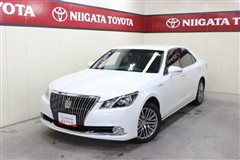 クラウンマジェスタ HEV Four