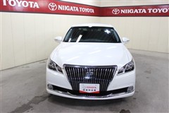 クラウンマジェスタ HEV Four