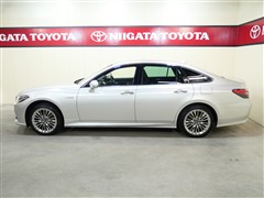 クラウンHV G Four