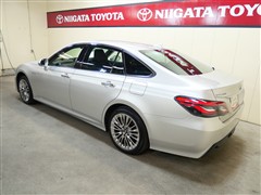 クラウンHV G Four