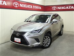 レクサス NX300h Iパッケージ