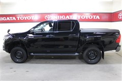 ハイラックス X