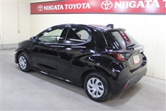 ヤリス ハイブリッド G