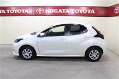 ヤリス ハイブリッド G