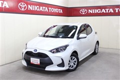 トヨタ　ヤリス ハイブリッド G