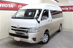 トヨタ ハイエースW グランドキャビン