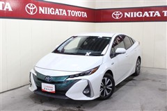 トヨタ プリウスPHEV Sセーフティプラス