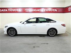 クラウンHV G-エグゼFour