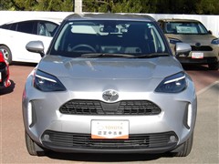 ヤリスクロス X