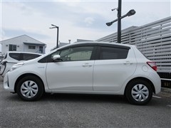 ヴィッツ ハイブリッド F