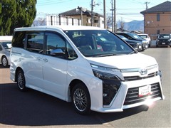 ヴォクシー ハイブリッド ZS