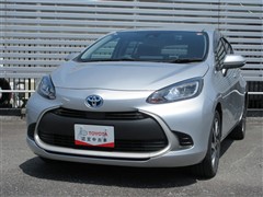 トヨタ アクア G