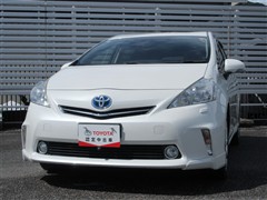 トヨタ プリウスアルファ S