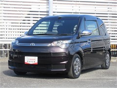 トヨタ スペイド F クィーン2