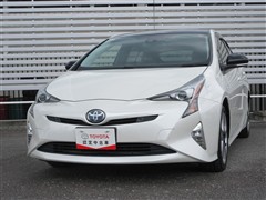 トヨタ プリウス S ツーリングセレクション