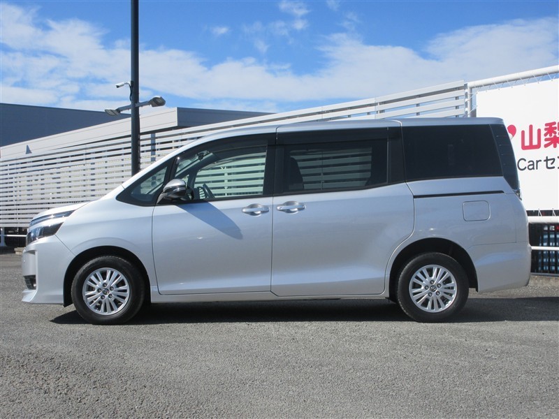 ヴォクシー (039016411370) 中古車詳細｜トヨタ公式 GAZOO中古車サイト