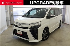 トヨタ ヴォクシー ZS キラメキ3