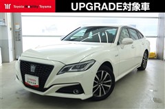 クラウン ハイブリッド G FOUR