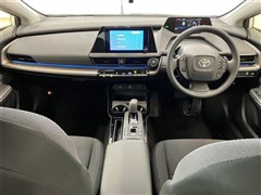 プリウスPHEV G