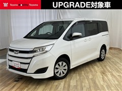 トヨタ ノア Xウェル クルマイススロタイプ1