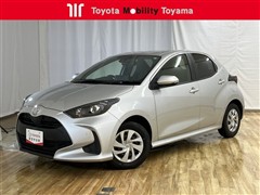 トヨタ　ヤリス X