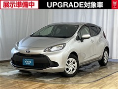 トヨタ アクア X