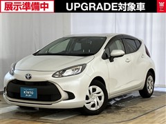 トヨタ アクア G