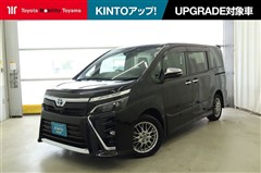 トヨタ ヴォクシーHEV ZS キラメキ3