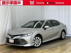 トヨタ カムリHEV G