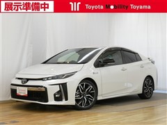 トヨタ プリウスPHEV S GRスポーツ