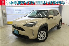 ヤリスクロス ハイブリッド U