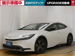 プリウス U