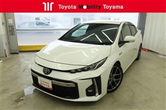トヨタ プリウスPHEV Sナビ・GRスポ
