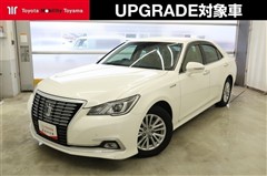 トヨタ クラウンロイヤルHEV ロイヤルサルーン