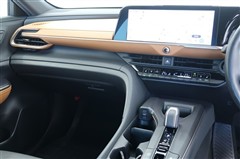 クラウンクロスオーバー RSアドバ