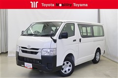 トヨタ ハイエースバン DX