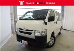 トヨタ ハイエースバン DX