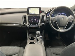 クラウンHEV RS FOUR