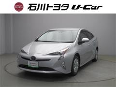 トヨタ プリウス S