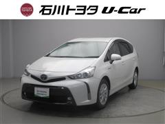 プリウスアルファ S