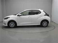 ヤリス ハイブリッド X