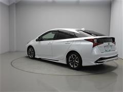 プリウス S ツーリングセレクション