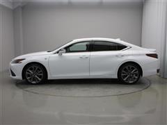 ES300h Fスポーツ