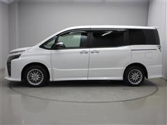 ヴォクシーHV ZSキラメキ3