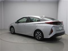 プリウスPHV Sセーフティ