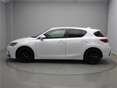 CT200h ブラックシークエンス