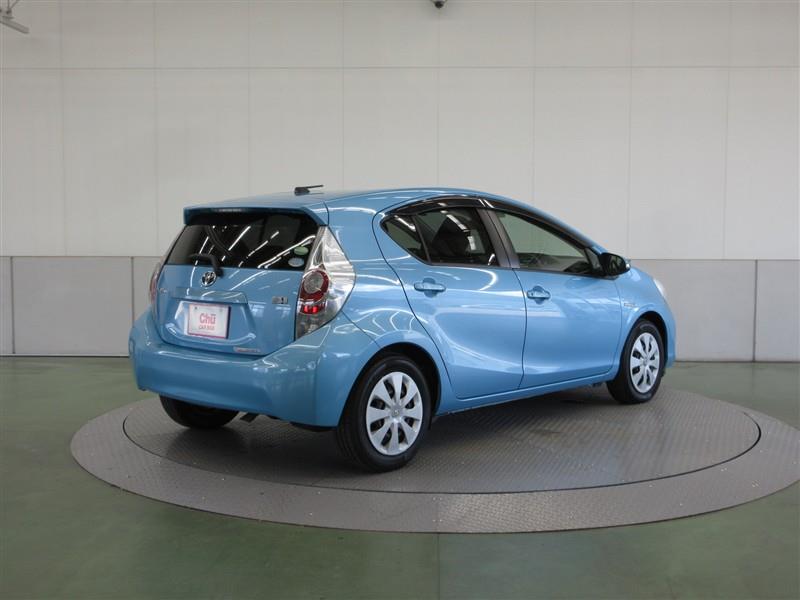 アクア　トヨタ純正　キズあり アクア トヨタ純正 キズあり 新しいトヨタ アクアは、さらに上質