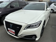 トヨタ クラウン HEV RS FOUR