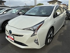 トヨタ プリウス A プレミアムツーリング